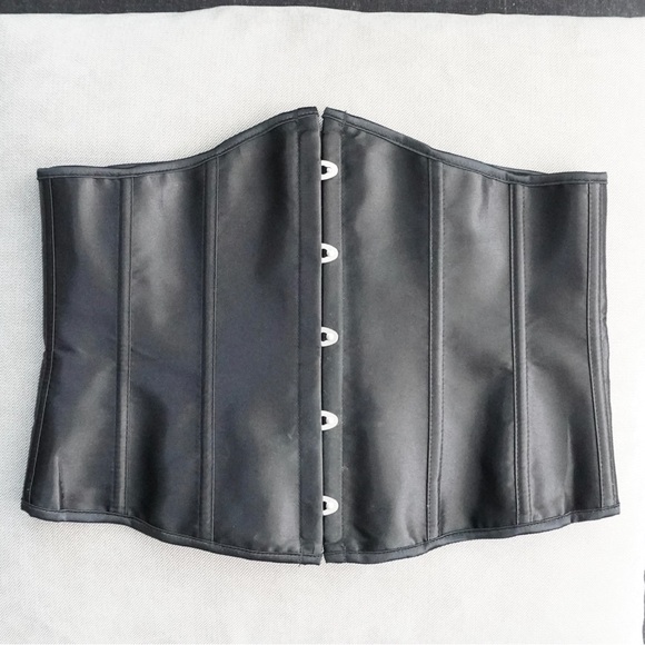 SHEIN Black Corset-Style Shirt - Picture 2 of 5